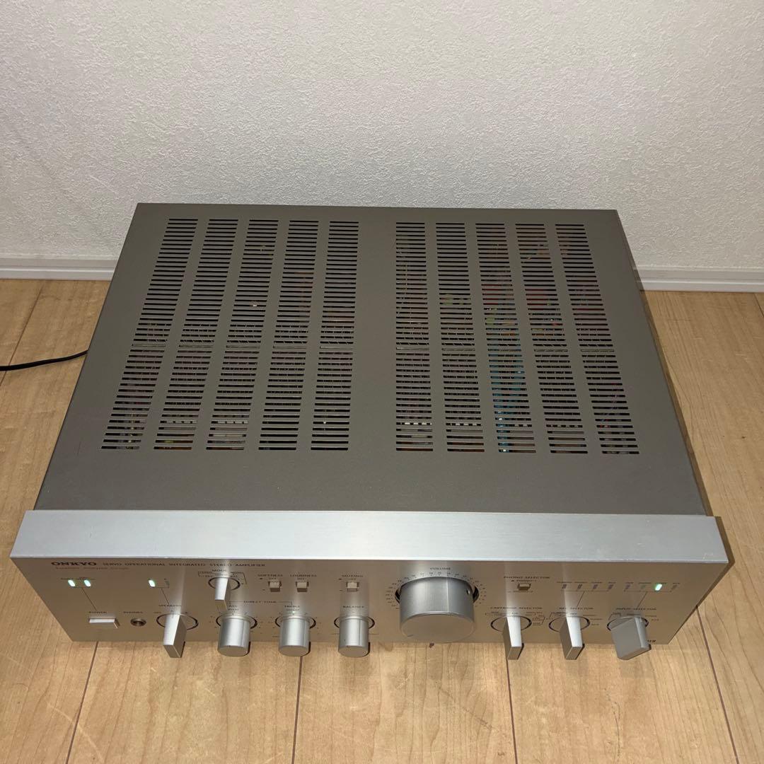 名機　onkyo A-819プリメインアンプです いい音です！！