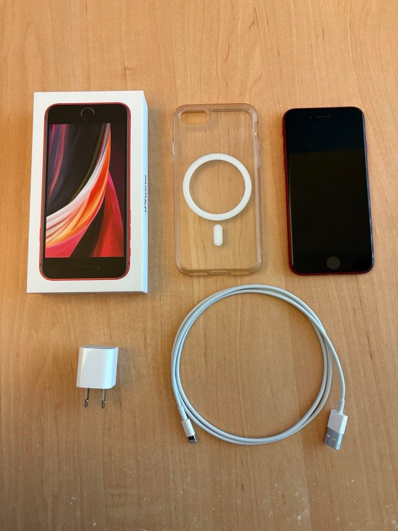 【美品】iPhone SE 第3世代 128GB レッド ケーブル、アダプター付