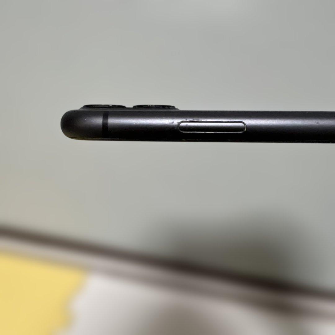 う*し様 iPhone11 ブラック64GB