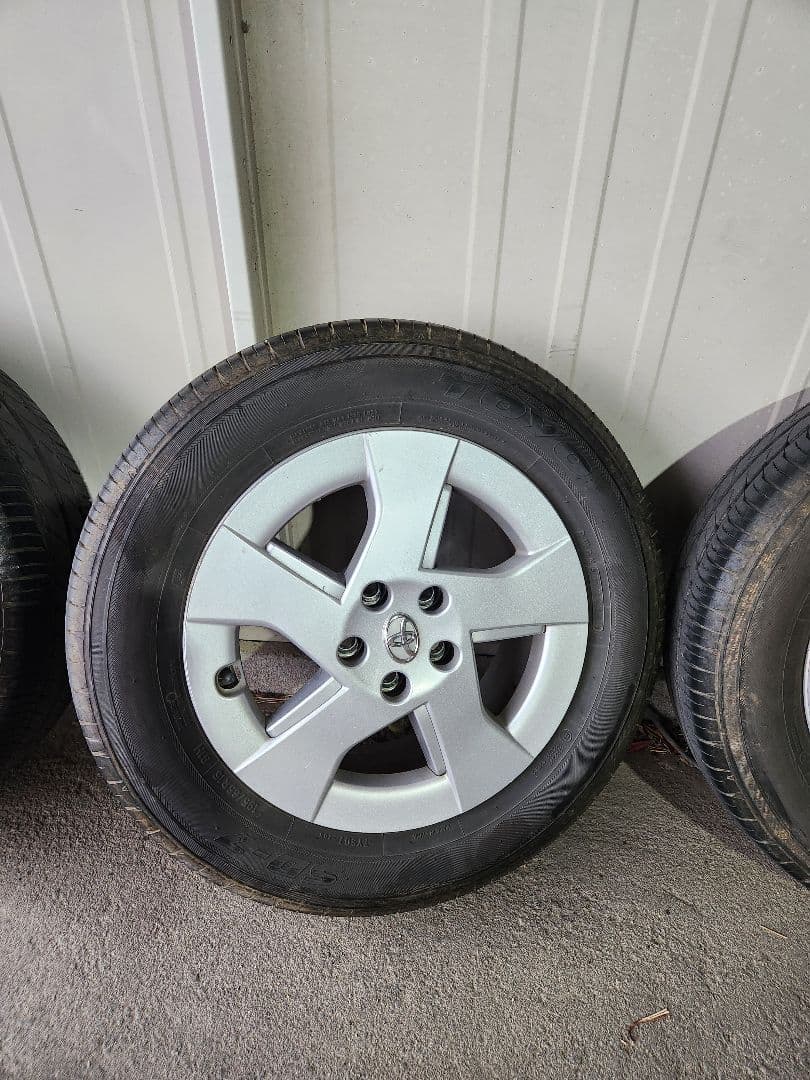 プリウス30系純正195/65/15タイヤホイールセット