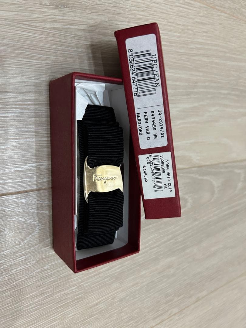 新品未使用 フェラガモ FERRAGAMO ヘアバレッタ ブラック