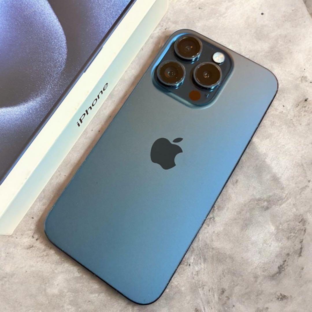 【美品】iPhone15Pro ブルーチタニウム ケース4種＆フィルム おまけ有
