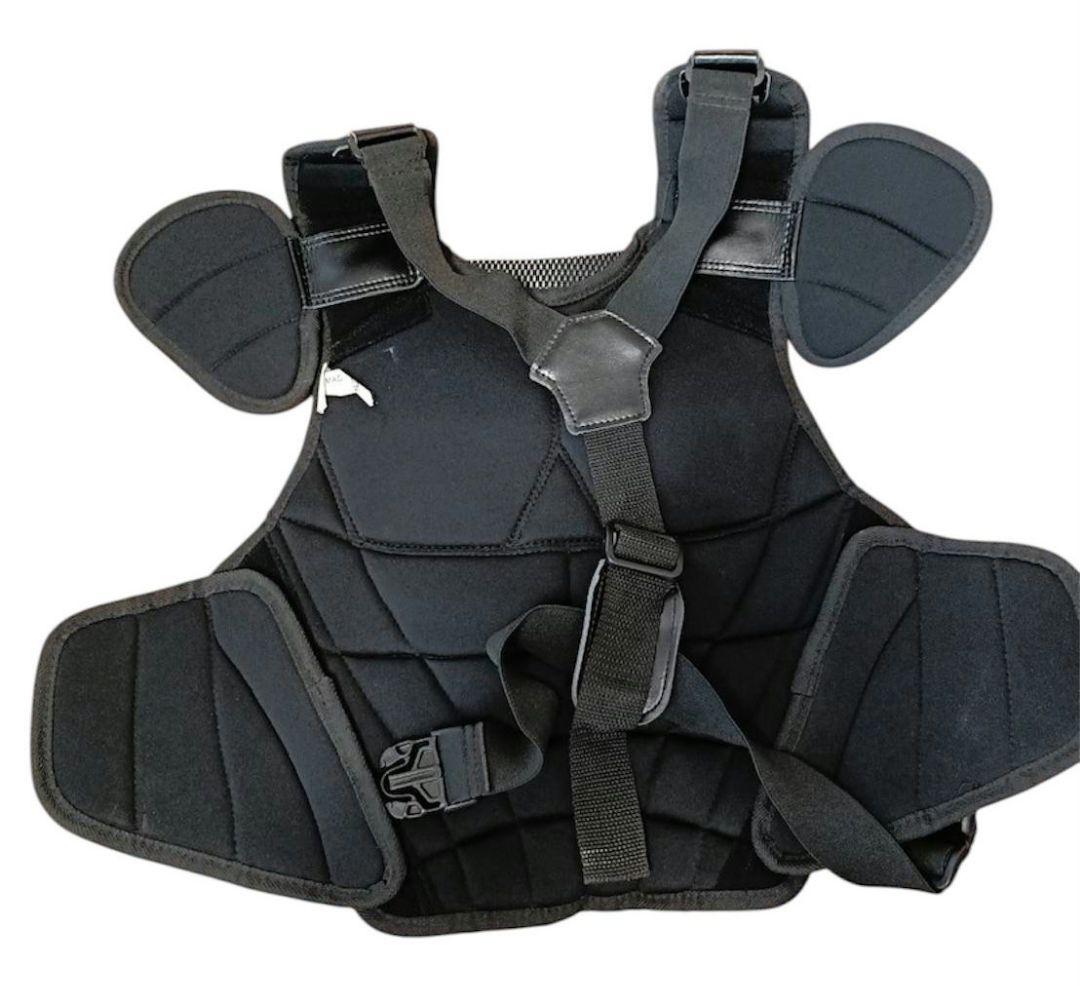 ☆美品☆キャッチャー防具　野球　フルセット　軟式用　バック付き　プロテクター