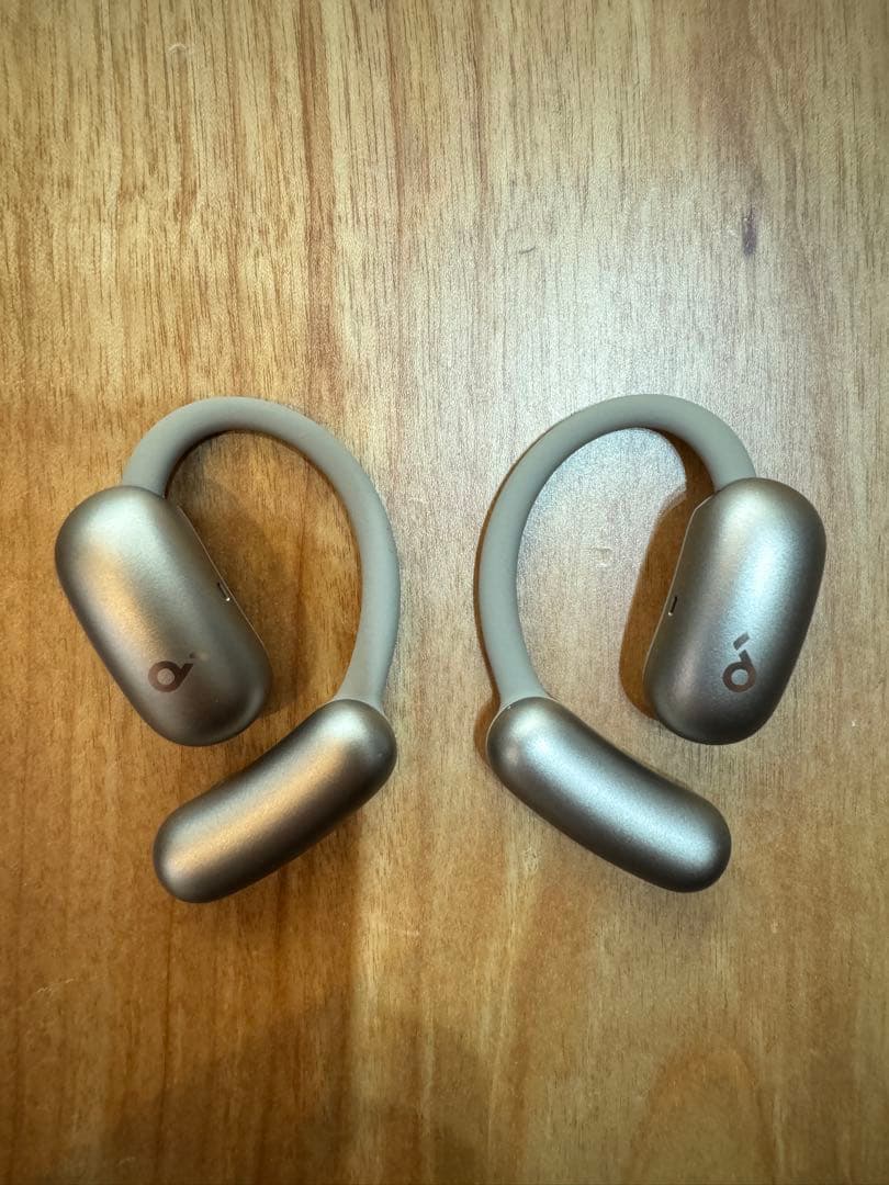 AeroFit 2 ワイヤレスイヤホン