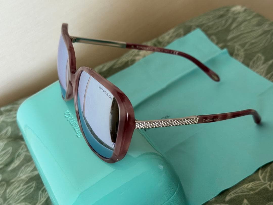 ⭐️12/5迄値下⭐️極美品Tiffany & Co. ラインストーンサングラス