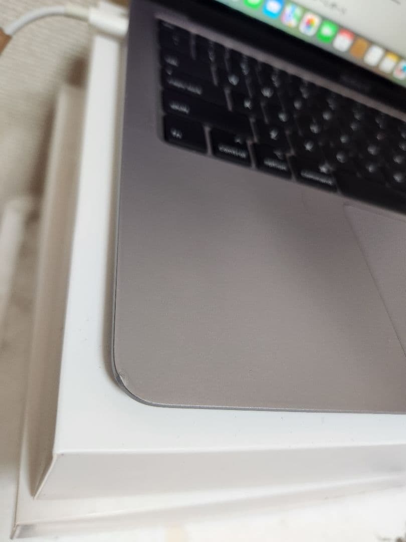 MacBook本体 Macbook Air 2020 i3 8GB/256GB