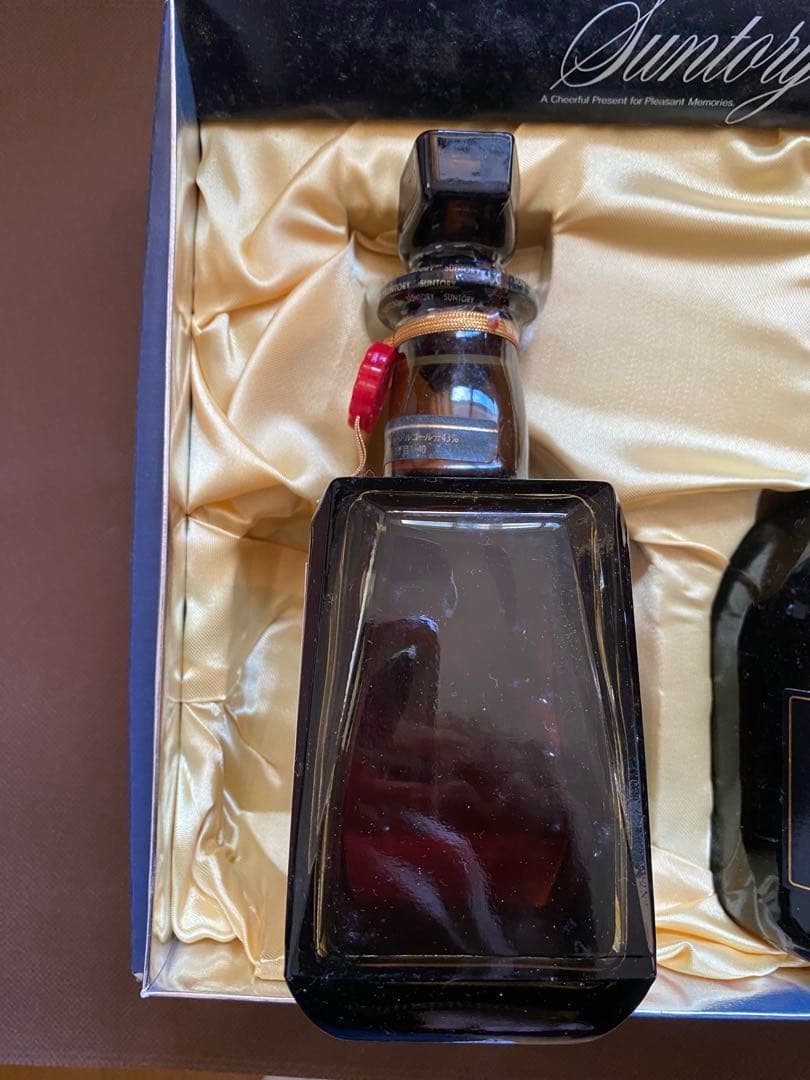 【新品・未開封】サントリーウイスキー ローヤルリザーブ セット 750ml43%