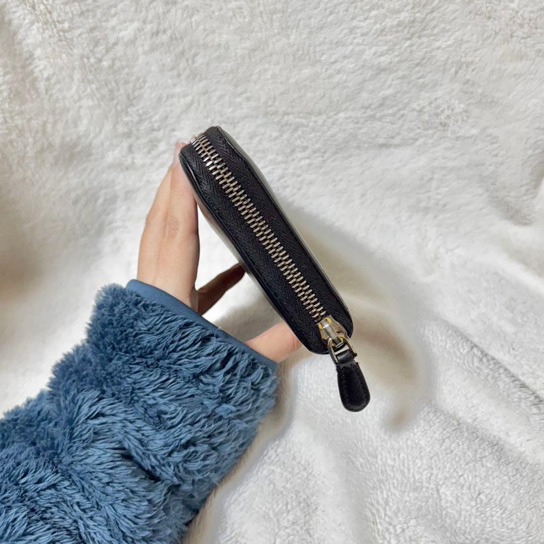 Prada プラダ　長財布　サフィアーノ　ブラック