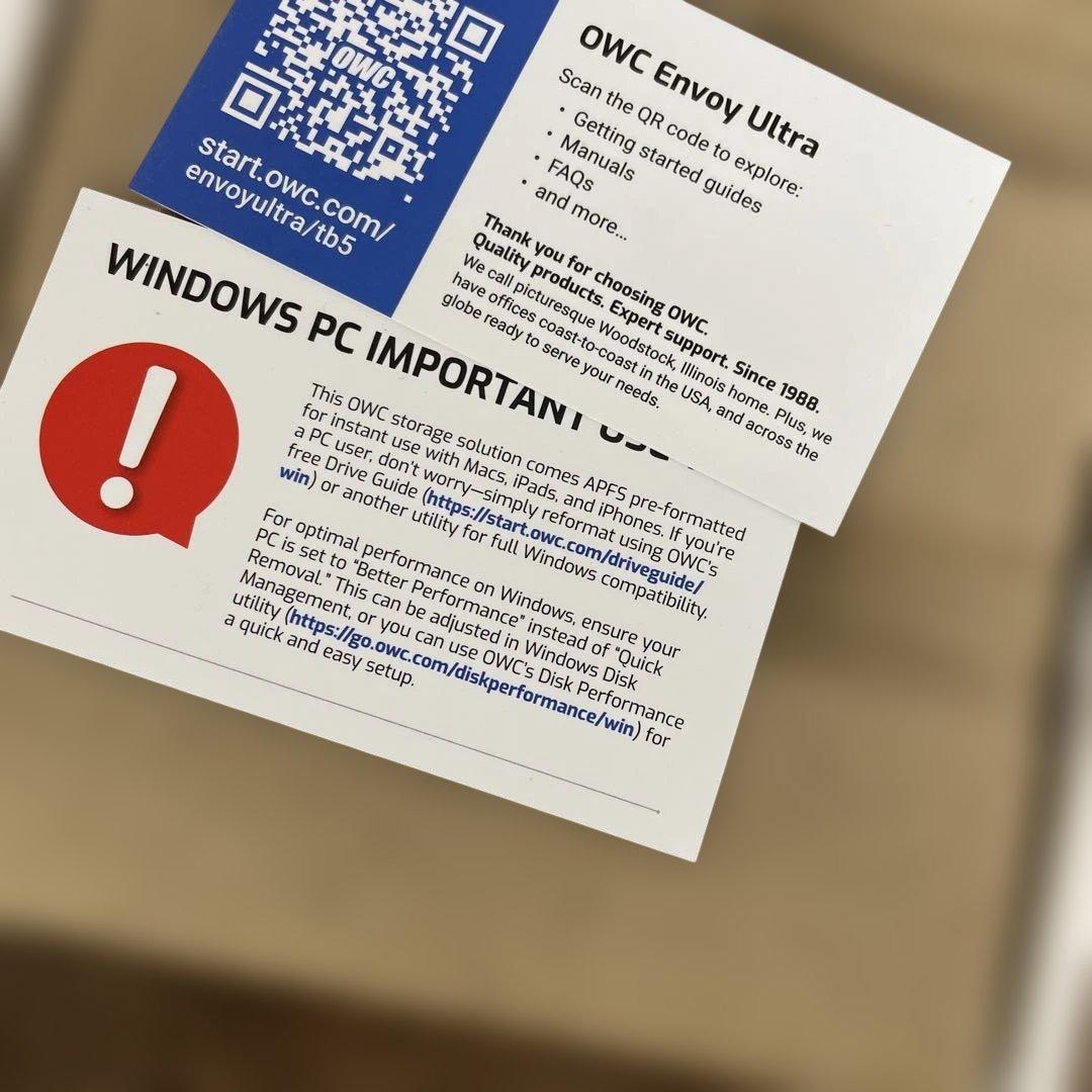 12188 Envoy UltraThunderbolt 5外付けSSD4TB