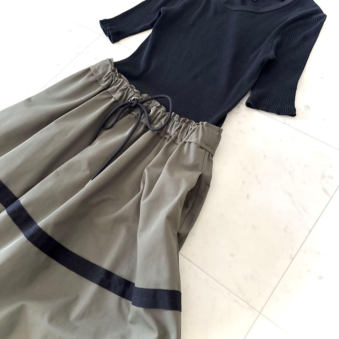 美品 ランバンオンブルー ロゴテープワンピース ブラック × カーキ 38 M