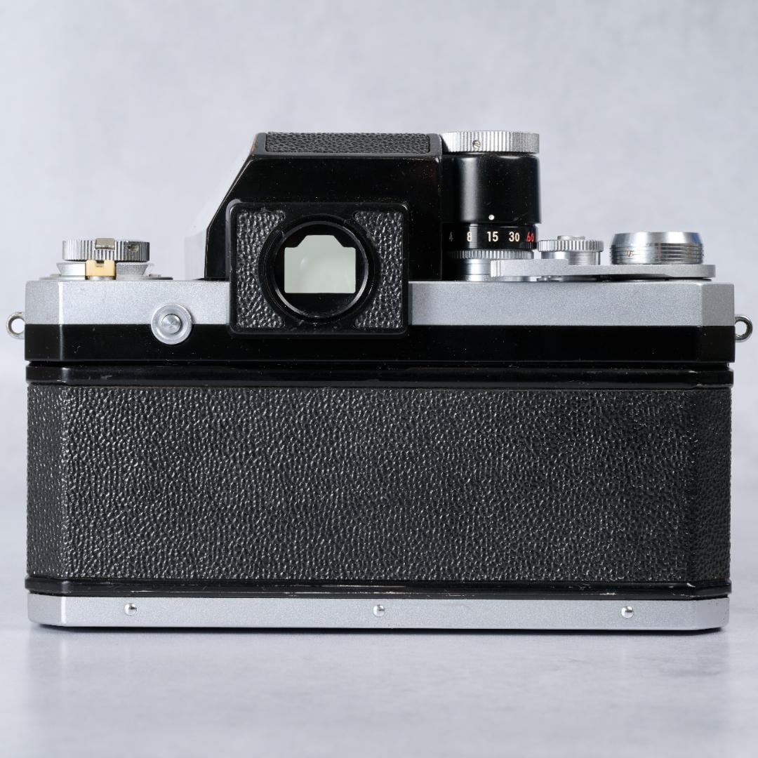 希少な赤点 Nikon F / NIKKOR-H Auto 50mm F2