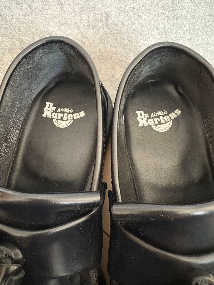 Dr. Martens ADRIAN タッセルローファー