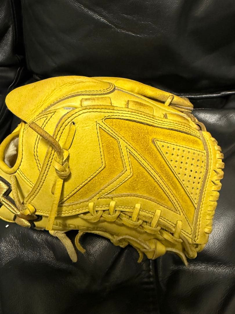 た*う様 Under Armour イエロー 硬式野球グローブ