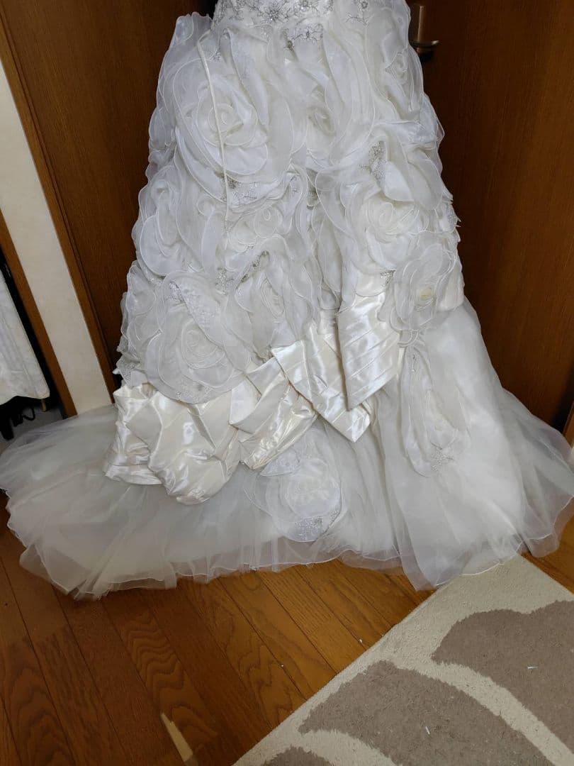 ウノエレトワール神田うのウェディングドレスクラウディアレンタル貸衣装スタジオ