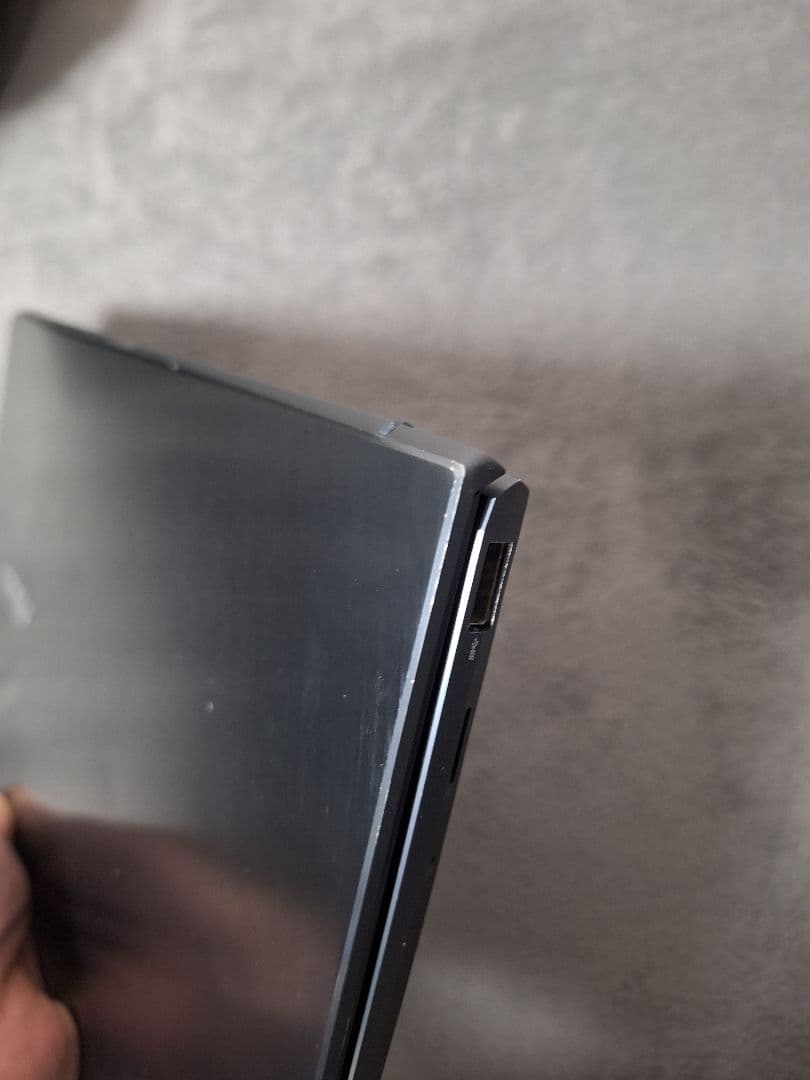 ASUS ZenBook 1部ジャンク