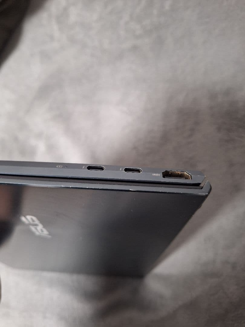 ASUS ZenBook 1部ジャンク