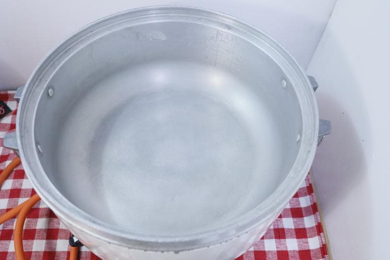 ◆リンナイ業務用ガス炊飯器4升/8L型式：RR-40S1　プロパンガス