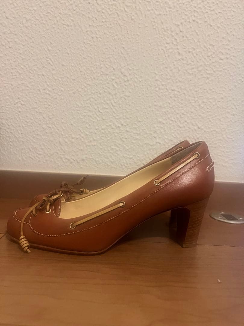 Christian Louboutin ブラウン モカシン／サイズ39