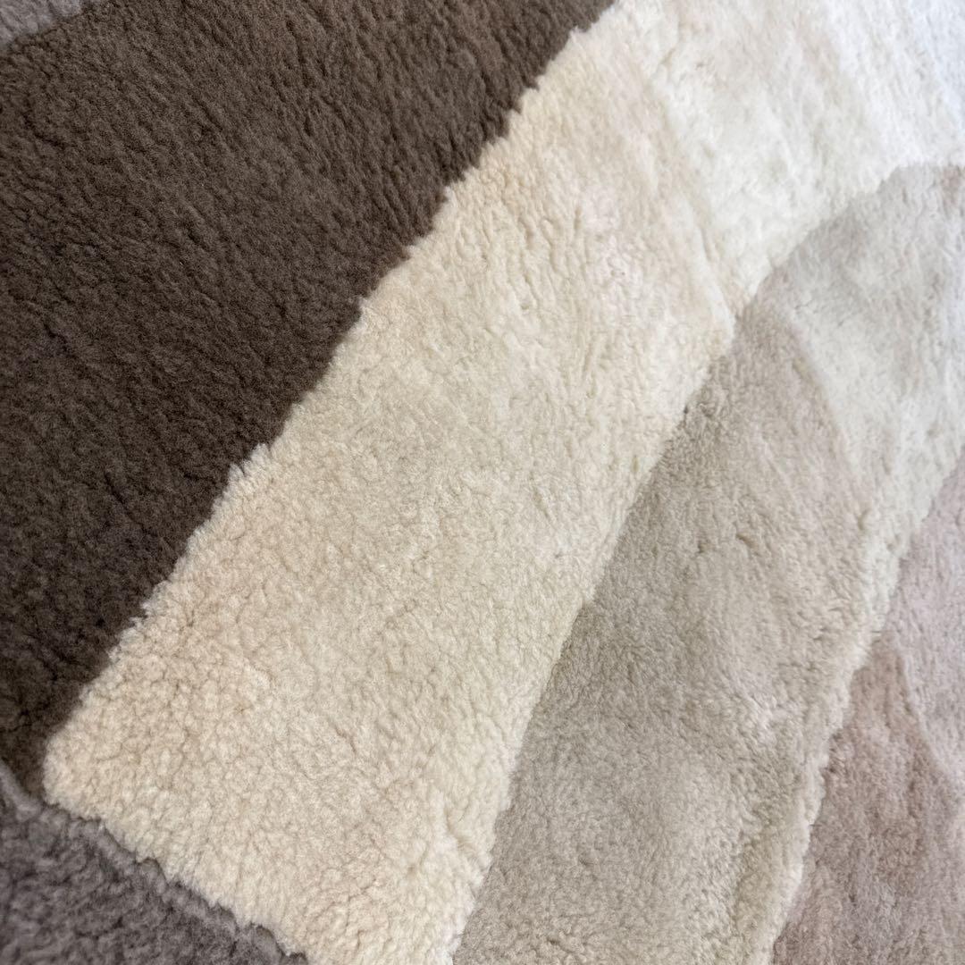 東洋羽毛　ムートンカーペットS 180cm×180cm