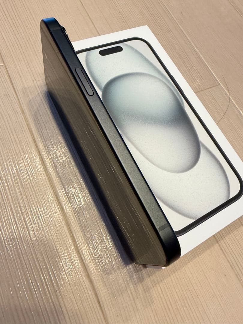 ⭐️美品⭐️iPhone15 ブラック 256GB simフリー