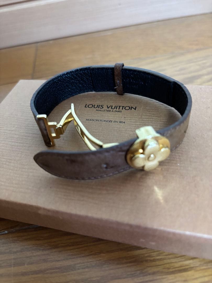 美品 ルイヴィトン グッドラックブレスレットオーストOM644410