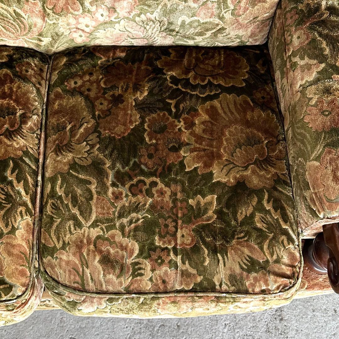✦70s✦ karimoku ソファー 花柄ベルベット × 重厚ウッドアーム