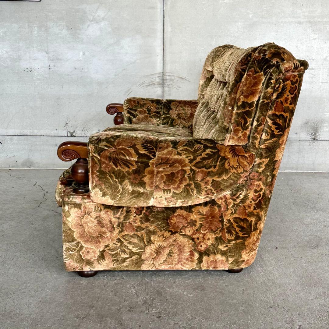 ✦70s✦ karimoku ソファー 花柄ベルベット × 重厚ウッドアーム
