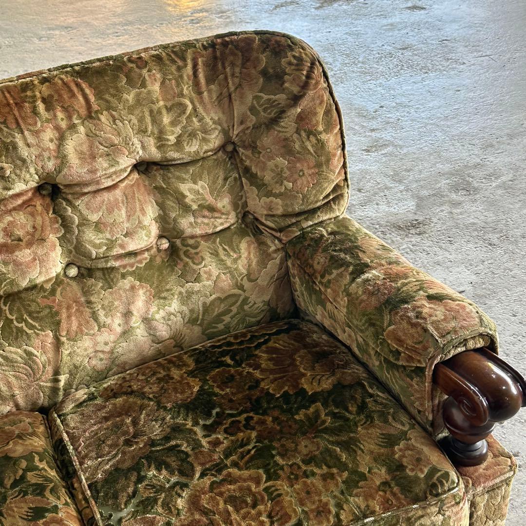 ✦70s✦ karimoku ソファー 花柄ベルベット × 重厚ウッドアーム