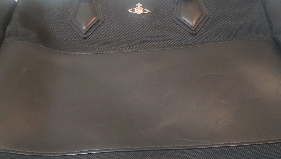 Vivienne Westwood ビジネスショルダー