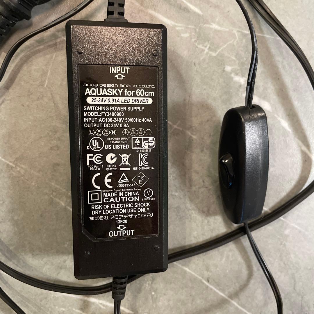 【サッシ】ADAアクアスカイ601 と60センチ水槽