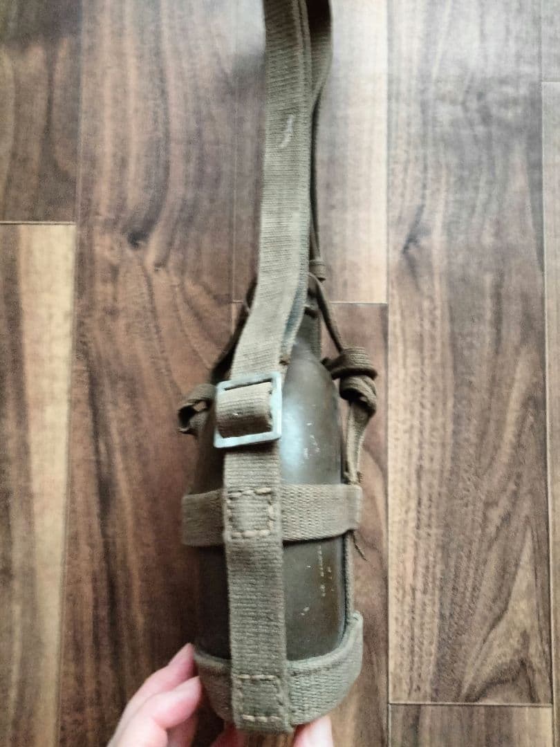 戦時中水筒２点 ＋おまけ本1冊 昭和レトロ 戦争遺品