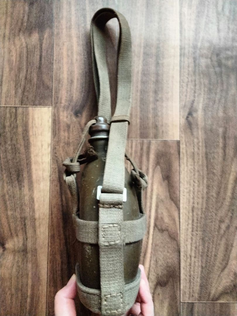 戦時中水筒２点 ＋おまけ本1冊 昭和レトロ 戦争遺品