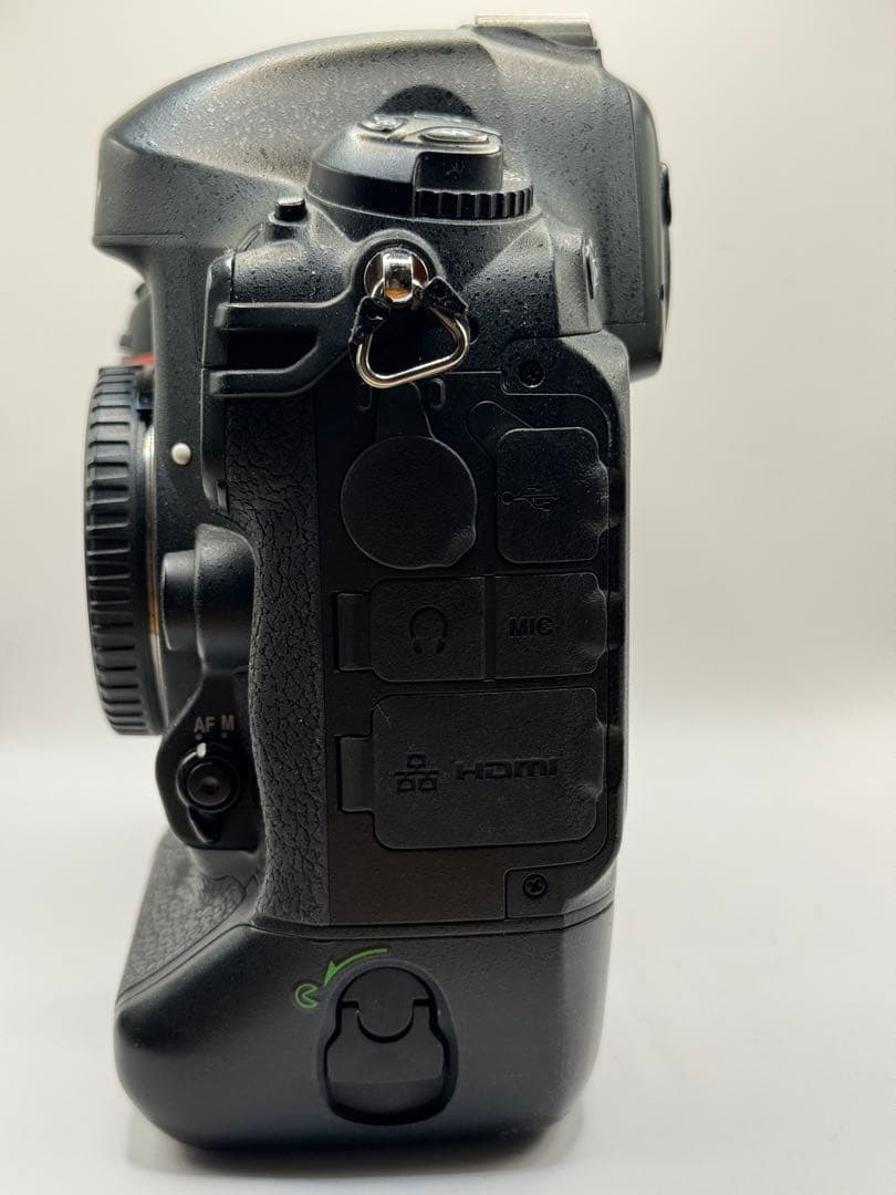 d*g様 Nikon D4s – 全体的に良好（シャッター回数 99,454回）