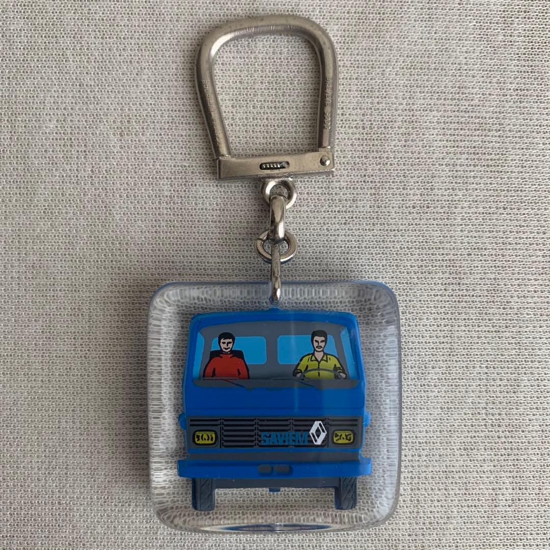 動くブルボンキーホルダー アニメ【SAVIEM】トラック ルノー フレンチパブ