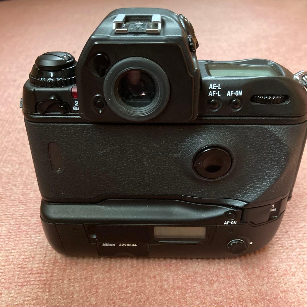 Nikon F5 一眼レフカメラ 24-85mmレンズ付き