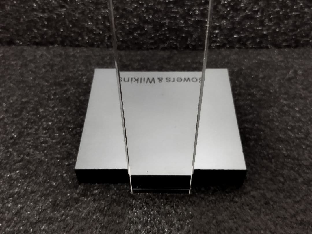 Bowers & Wilkins ヘッドホンスタンド