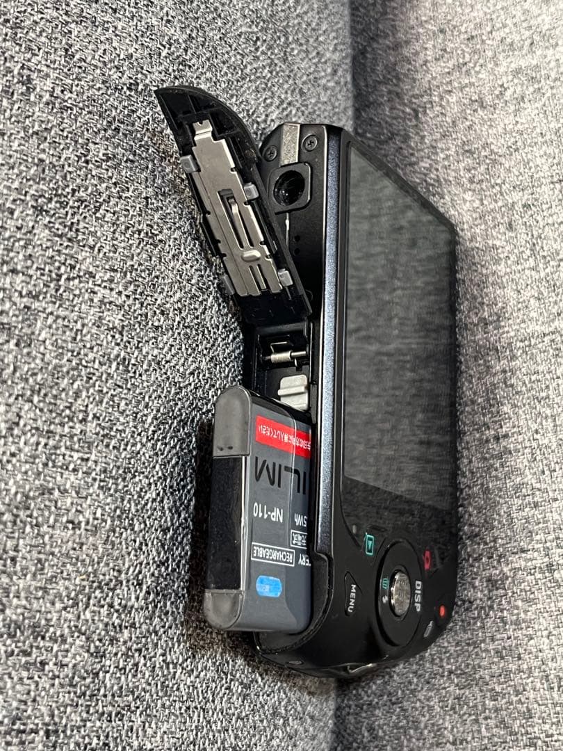 CASIO カシオ　EXILIM EX-Z2300デジカメ