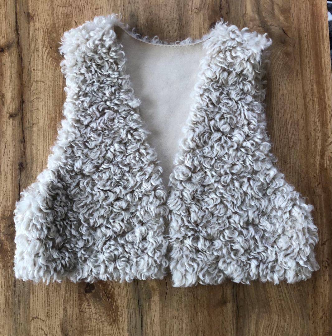 Gready Brilliant ファーリバーベストアイボリー