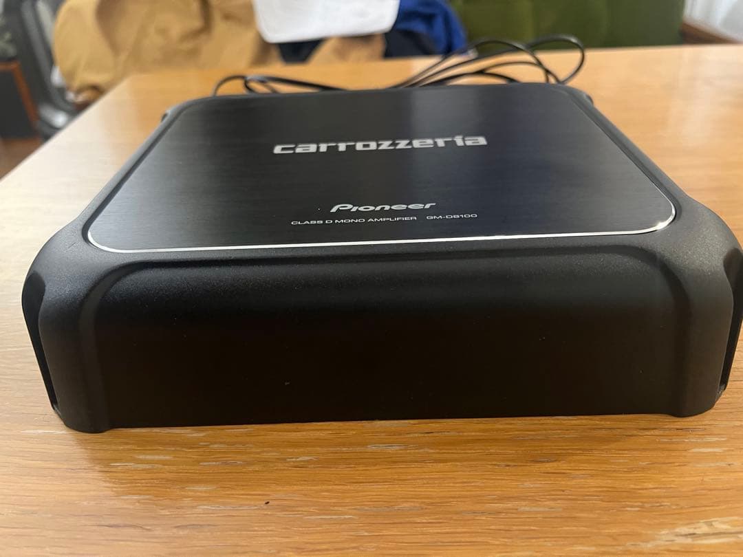 スカッシュ様 Pioneer carrozzeria GM-D8100