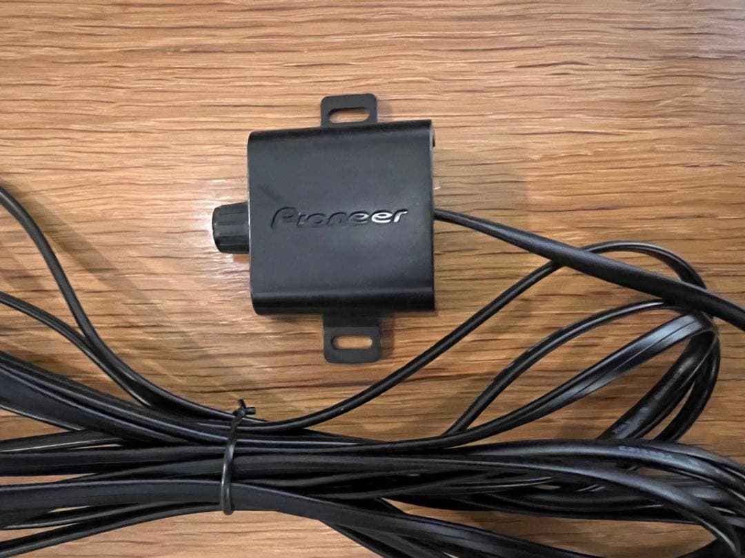 スカッシュ様 Pioneer carrozzeria GM-D8100