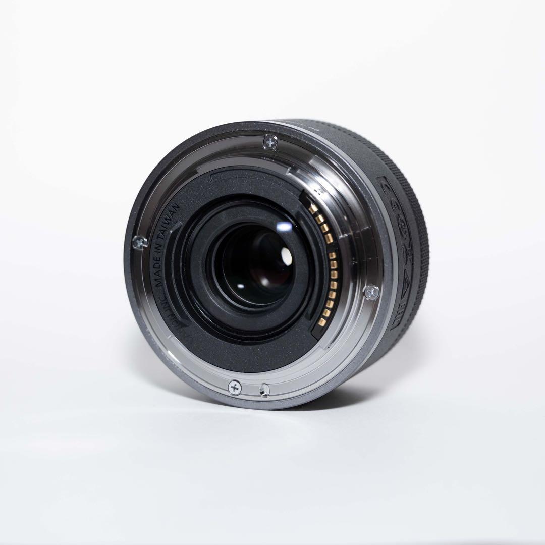 美品Canon RF16mm F2.8 STM 純正フード+フィルター付