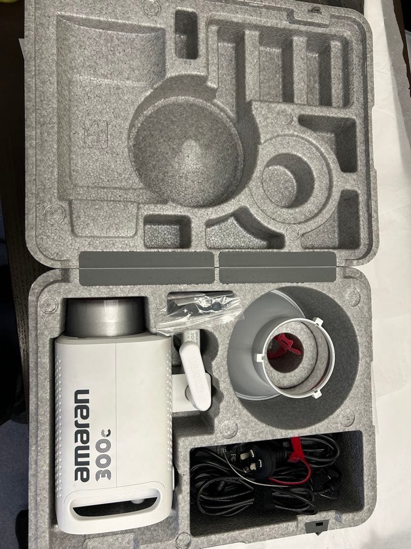 amaran 300c RGB ledライト