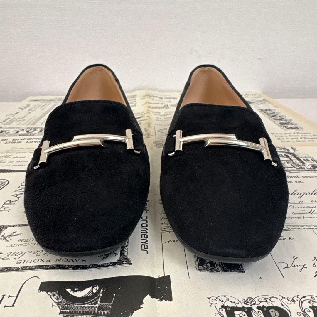 美品TOD'S ブラック スエード ローファー