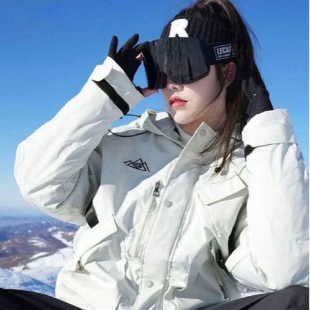 スノーボード スキー ウェア 女性用　M SERIES SKI SUIT 韓国