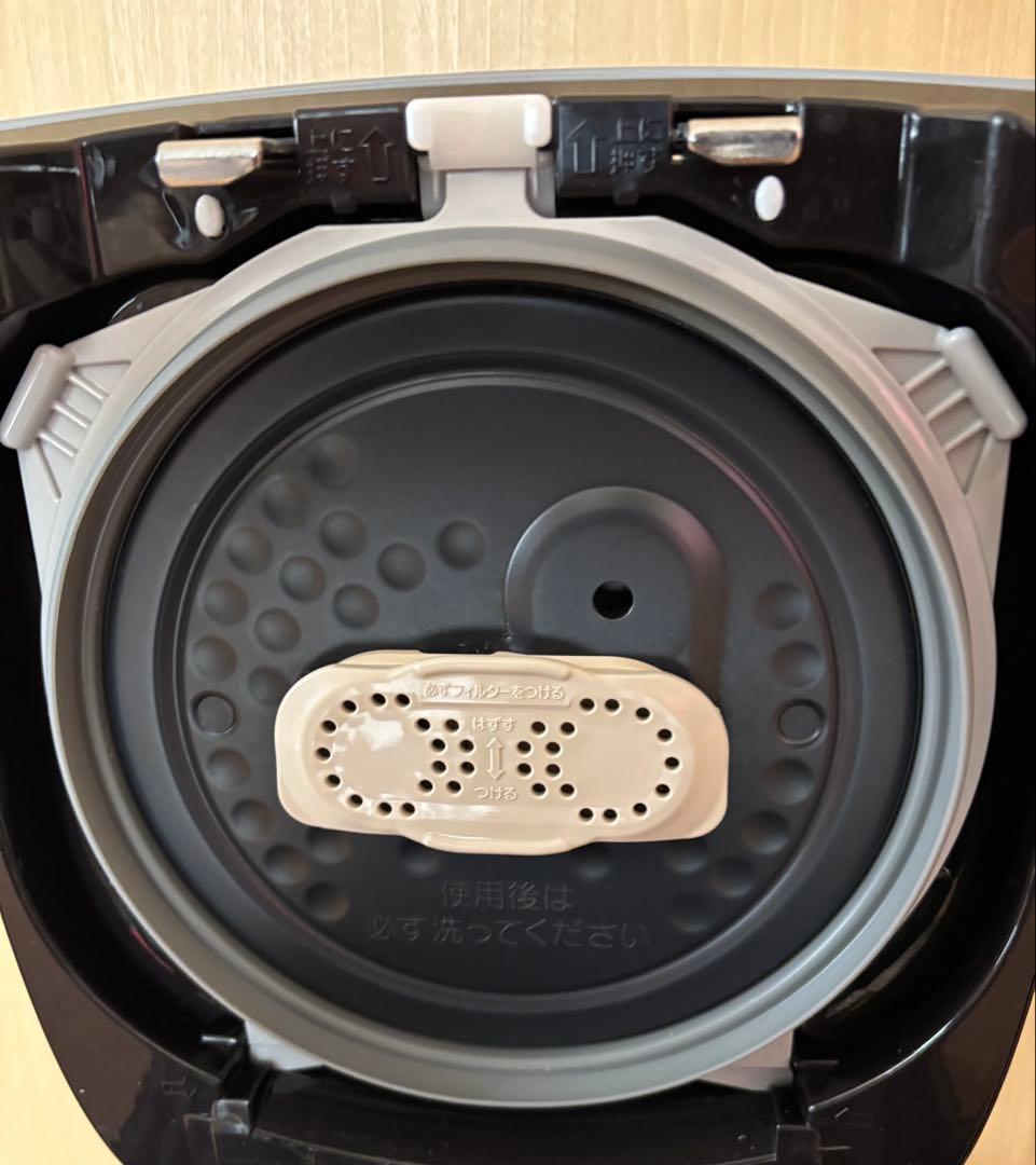 【美品】象印圧力IH炊飯器極め炊きNP-BE10