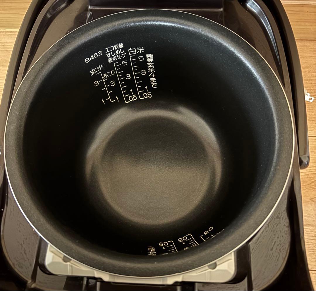 【美品】象印圧力IH炊飯器極め炊きNP-BE10