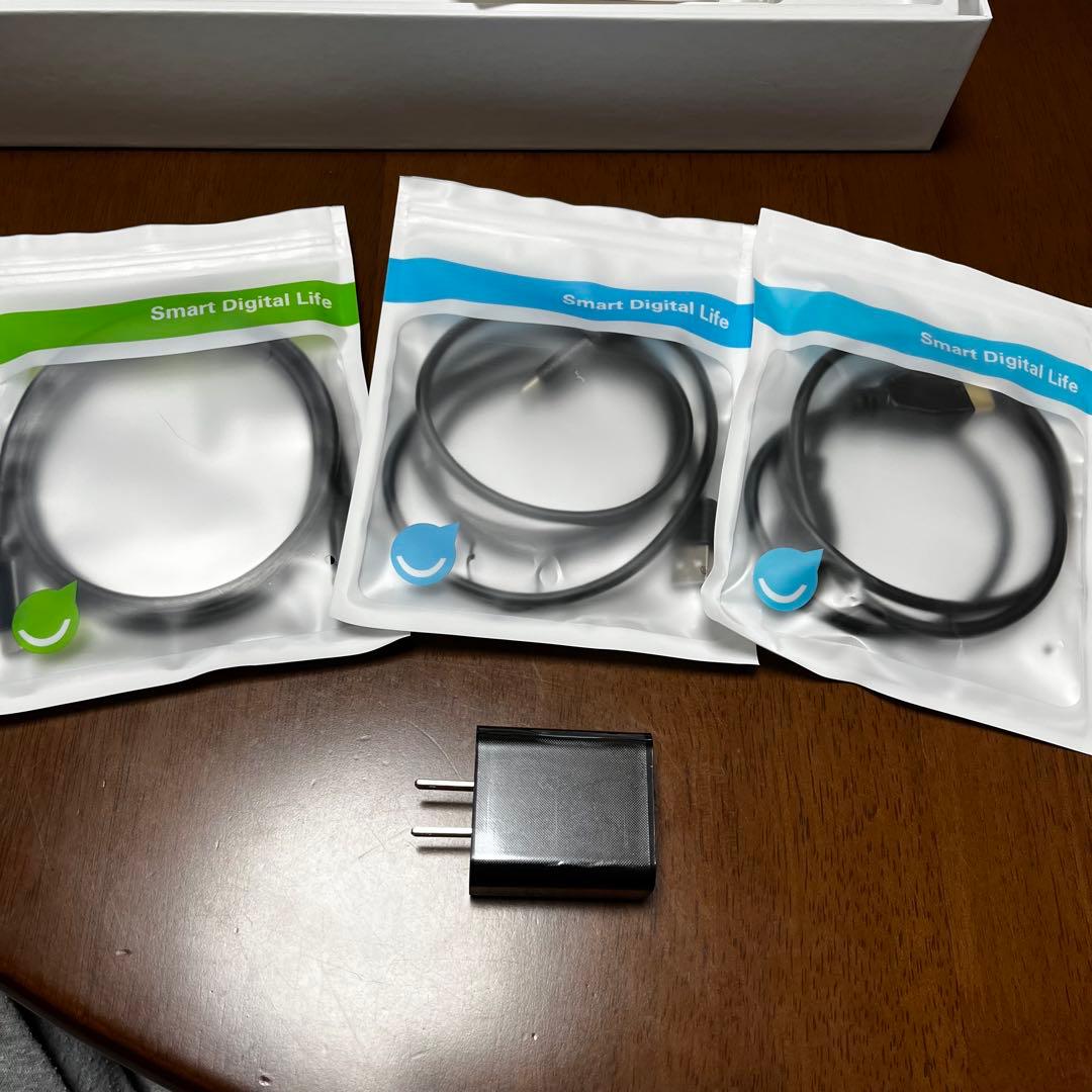 EVICIV モバイルモニター　15.6インチ