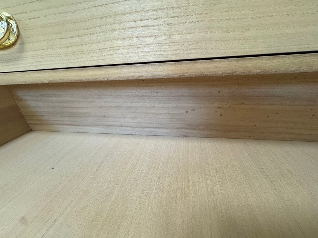 桐箪笥〜金メッキ金具付〜(着物、洋服収納可能)