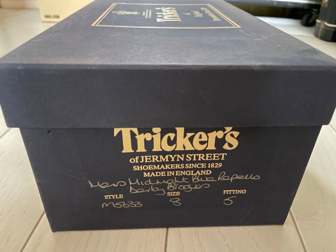 【値下げしました】トリッカーズ　バートン スウェード UK8