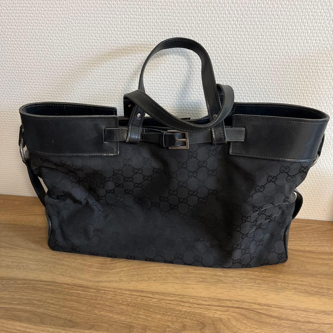 Gucci ブラック ビジネスバッグ 大容量